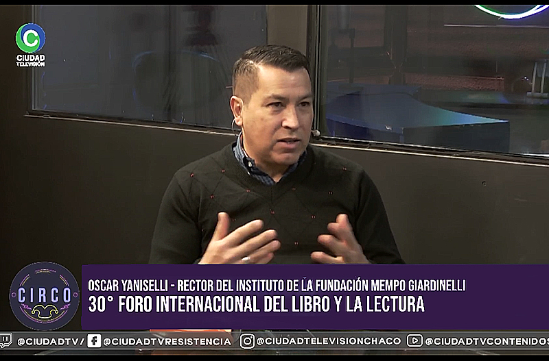 “Es fundamental que haya políticas de lectura y que el Estado provea de libros que siguen siendo los soportes tradicionales”, acentuó Yaniselli “Es fundamental que haya políticas de lectura y que el Estado provea de libros que siguen siendo los soportes tradicionales”, acentuó Yaniselli