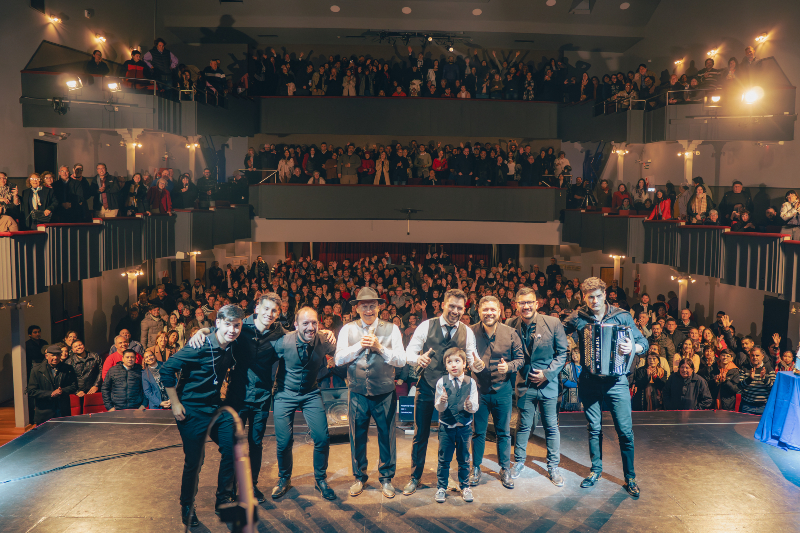 Los de Imaguaré celebran 48 años de trayectoria en Resistencia Los de Imaguaré celebran 48 años de trayectoria en Resistencia