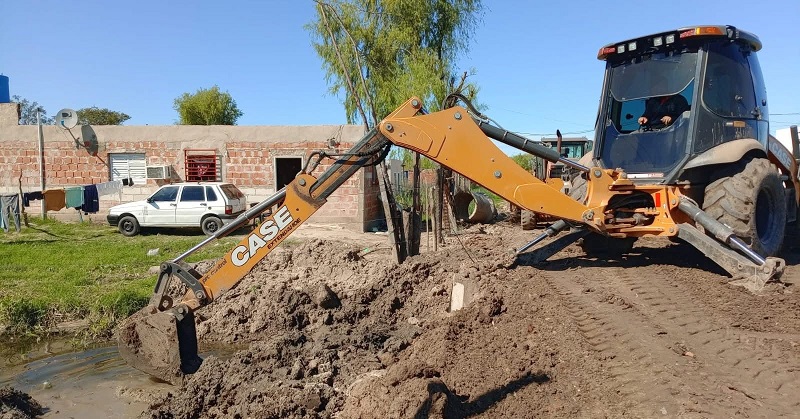 Barranqueras: realizaron la apertura de una parte del tramo final de la calle Lamadrid Barranqueras: realizaron la apertura de una parte del tramo final de la calle Lamadrid