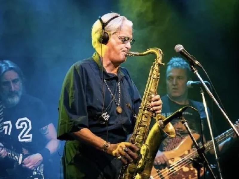 Un bar de Quitilipi canceló el show de Roberto Pettinato por sus polémicos dichos sobre el folklore Un bar de Quitilipi canceló el show de Roberto Pettinato por sus polémicos dichos sobre el folklore