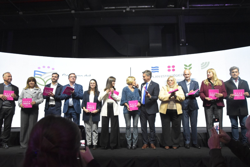 Delgado sobre el Plan Chaco +20: “Reafirmamos nuestro compromiso legislativo con el desarrollo de la Provincia” Delgado sobre el Plan Chaco +20: “Reafirmamos nuestro compromiso legislativo con el desarrollo de la Provincia”