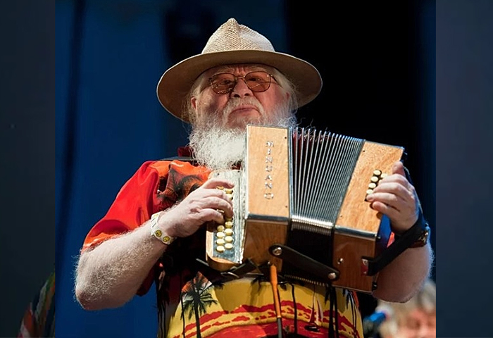 Murió Hermeto Pascoal, legendario músico brasileño Murió Hermeto Pascoal, legendario músico brasileño