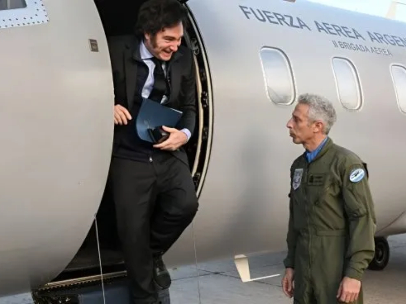 Por la crisis política, Milei no irá a Las Vegas a ver a Fátima Florez, solo a Los Ángeles Por la crisis política, Milei no irá a Las Vegas a ver a Fátima Florez, solo a Los Ángeles