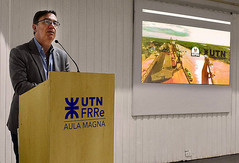 Puerto de Barranqueras: se realizó la conferencia “Nodo logístico del norte, visiones sobre su presente y potencial” Puerto de Barranqueras: se realizó la conferencia “Nodo logístico del norte, visiones sobre su presente y potencial”