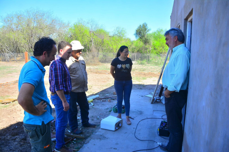 La Asociación Apícola Colmenares del Impenetrable recibió la visita de técnicos supervisores La Asociación Apícola Colmenares del Impenetrable recibió la visita de técnicos supervisores