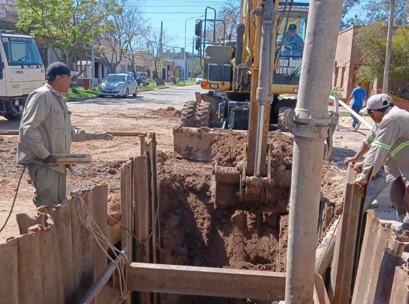 SAMEEP avanza con el reemplazo de cañerías cloacales en Sáenz Peña SAMEEP avanza con el reemplazo de cañerías cloacales en Sáenz Peña