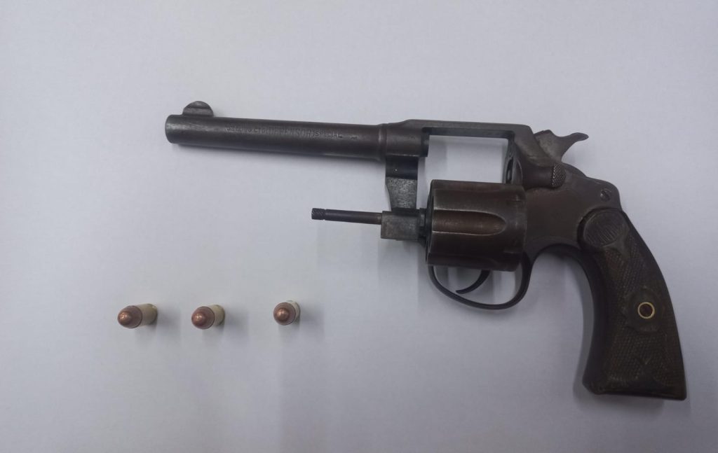 Armado y con pedido de captura merodeaba barrios de la zona sur de Resistencia Armado y con pedido de captura merodeaba barrios de la zona sur de Resistencia