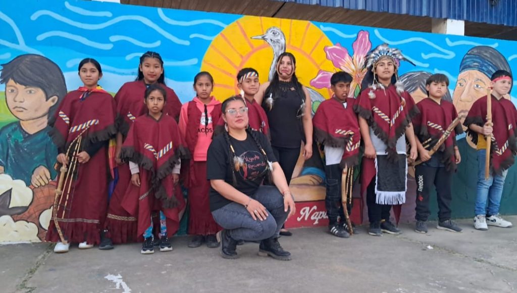 Colonia Aborigen honró a las víctimas de la Masacre de Napalpí con un mural Colonia Aborigen honró a las víctimas de la Masacre de Napalpí con un mural