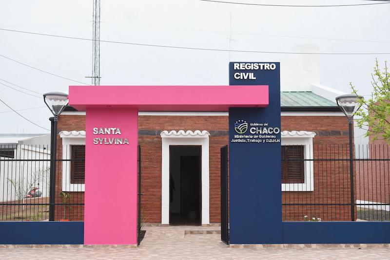 Modernización: se inauguró este martes el renovado Registro Civil, de Santa Sylvina Modernización: se inauguró este martes el renovado Registro Civil, de Santa Sylvina