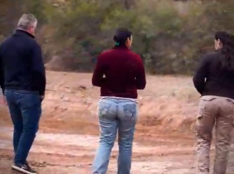 Castelli: Sander visitó a productores de zonas rurales donde intervinieron para cosechar agua y mejorar el suelo Castelli: Sander visitó a productores de zonas rurales donde intervinieron para cosechar agua y mejorar el suelo