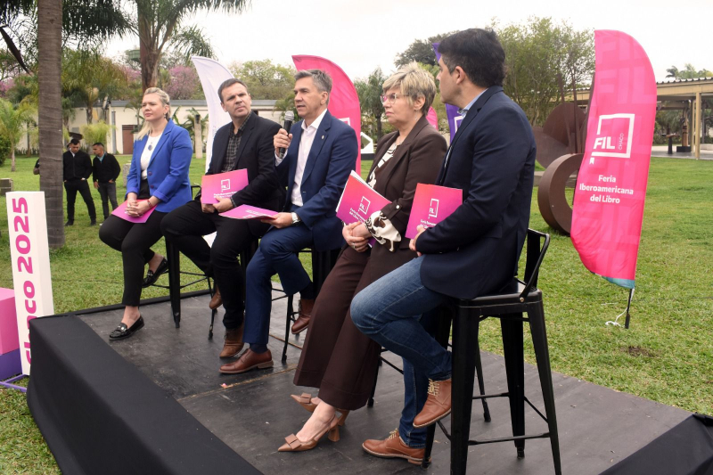 Lanzaron la Feria Iberoamericana del Libro Chaco 2025: “Que la lectura ayude a ser masa crítica” Lanzaron la Feria Iberoamericana del Libro Chaco 2025: “Que la lectura ayude a ser masa crítica”