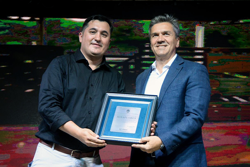 El gobernador Zdero anunció la Ruta Miraflores-Las Hacheras en El Impenetrable El gobernador Zdero anunció la Ruta Miraflores-Las Hacheras en El Impenetrable