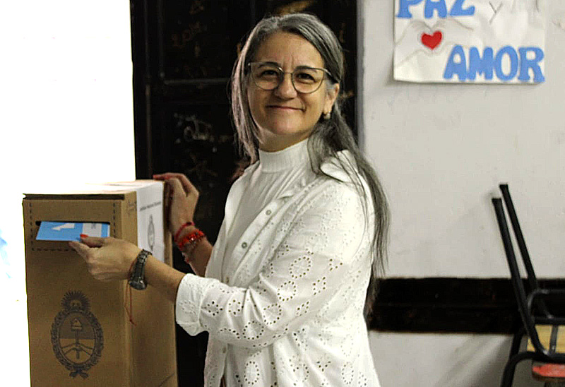 Votó Erika Nasir: ”La gente tiene ganas de venir a participar” Votó Erika Nasir: ”La gente tiene ganas de venir a participar”