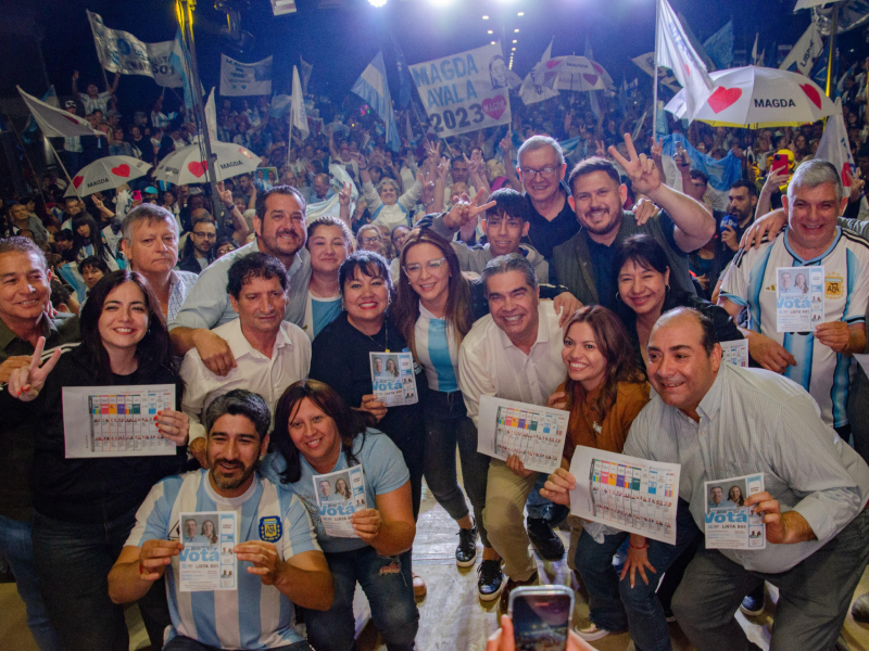 “Hoy el pueblo lo que nos pide es que arreglemos la economía”, aseguró Capitanich en Barranqueras “Hoy el pueblo lo que nos pide es que arreglemos la economía”, aseguró Capitanich en Barranqueras