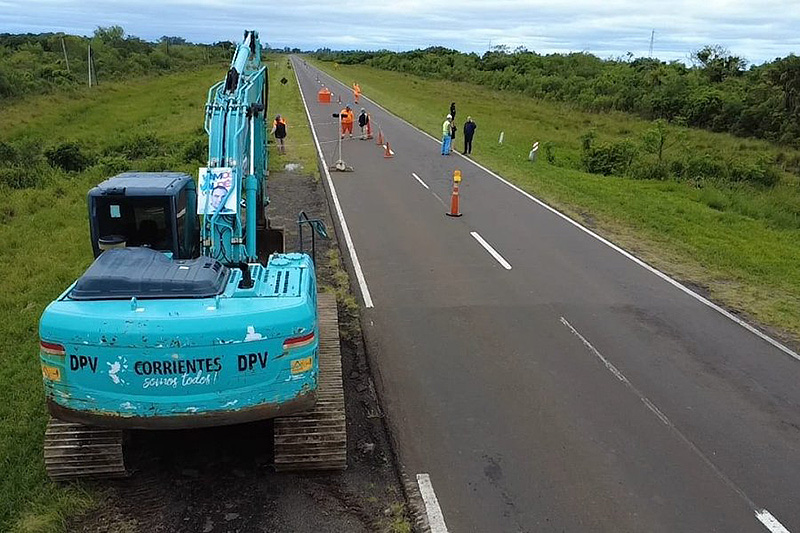 Habilitaron el tránsito sobre Ruta Nacional 12 Km 1187 en Corrientes Habilitaron el tránsito sobre Ruta Nacional 12 Km 1187 en Corrientes