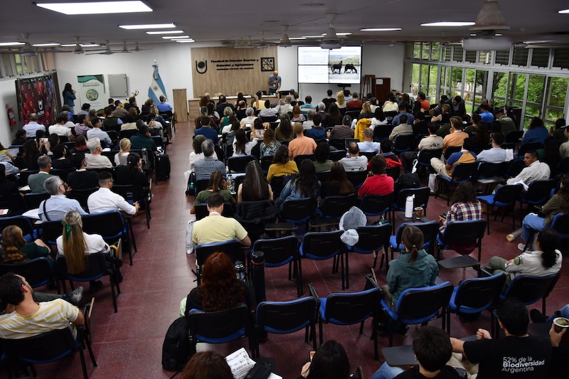 Con 300 participantes argentinos y extranjeros comenzó en la UNNE el Encuentro Nacional de Restauración Ecológica Con 300 participantes argentinos y extranjeros comenzó en la UNNE el Encuentro Nacional de Restauración Ecológica