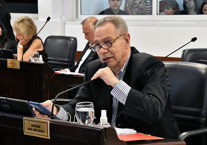 Bergia: “No votamos cannabis sí o no. Votamos Estado o descontrol” Bergia: “No votamos cannabis sí o no. Votamos Estado o descontrol”