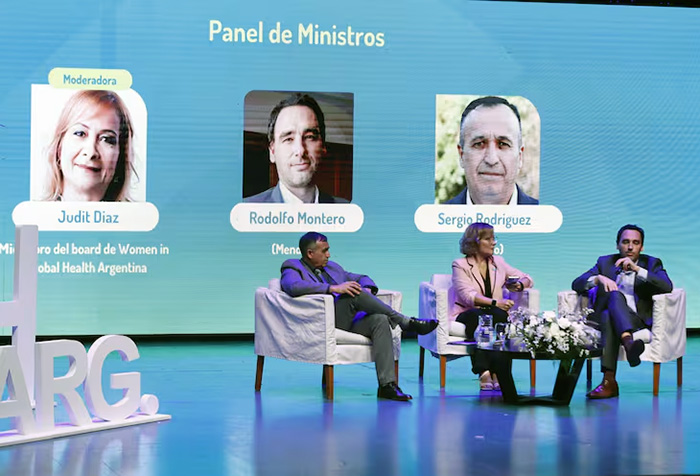 Cruda definición de ministros sobre el sistema sanitario: “Absolutamente en crisis y quebrado” Cruda definición de ministros sobre el sistema sanitario: “Absolutamente en crisis y quebrado”