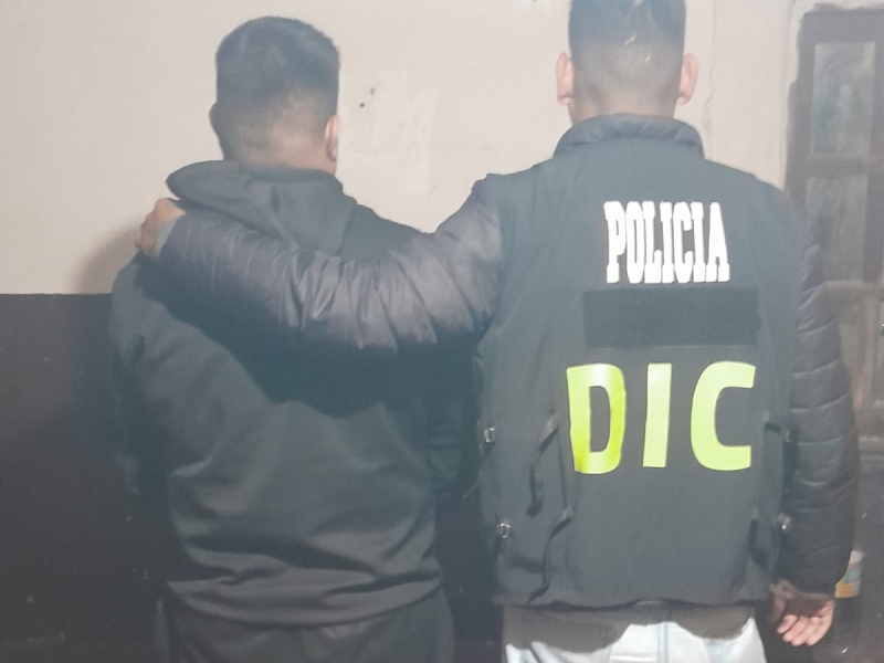 Cayeron dos implicados en un robo a mano armada a una funcionaria provincial Cayeron dos implicados en un robo a mano armada a una funcionaria provincial