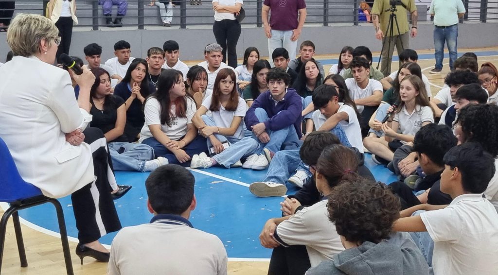 Educación realizó una jornada sobre la transformación de la escuela secundaria