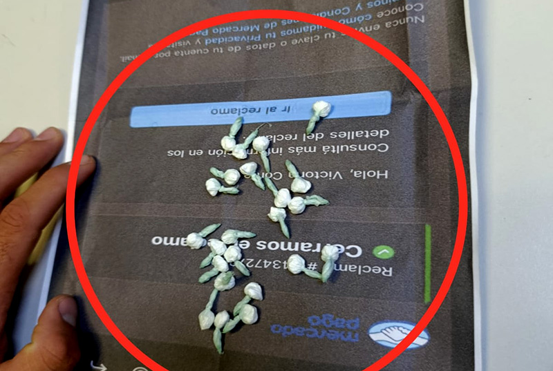 Hallan cocaína en comida navideña de detenidos: se enojaron y provocaron incidentes en una Comisaría de Sáenz Peña Hallan cocaína en comida navideña de detenidos: se enojaron y provocaron incidentes en una Comisaría de Sáenz Peña