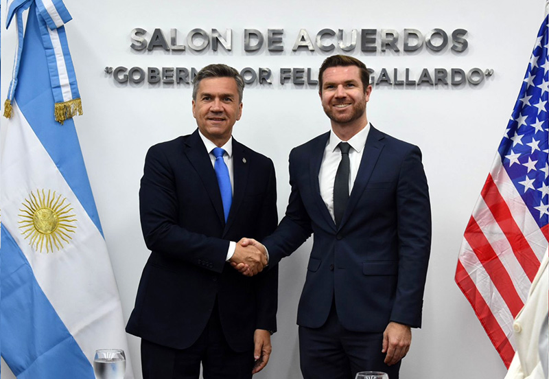 Zdero recibió al representante de asuntos económicos de la Embajada de Estados Unidos Zdero recibió al representante de asuntos económicos de la Embajada de Estados Unidos