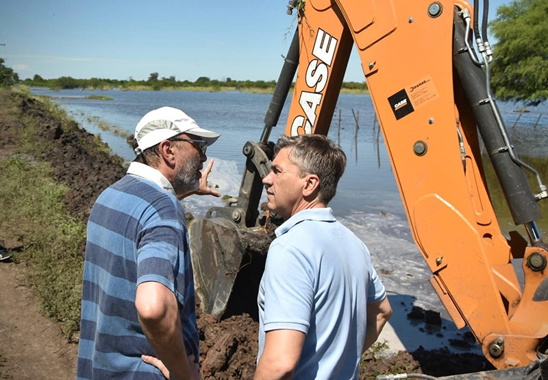 El Ejecutivo provincial refuerza la limpieza de canales y zanjeos en el Área Metropolitana El Ejecutivo provincial refuerza la limpieza de canales y zanjeos en el Área Metropolitana
