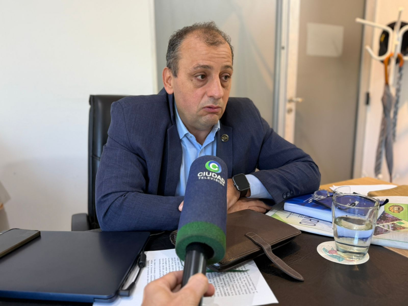 Sumario administrativo y suspensión para los siete policías detenidos por quedarse con droga en el Chaco Sumario administrativo y suspensión para los siete policías detenidos por quedarse con droga en el Chaco