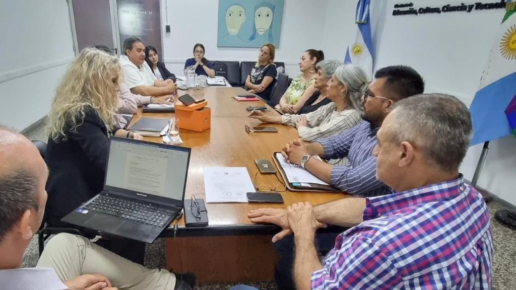 Asumió la representante suplente de los no docentes en el Consejo de Educación