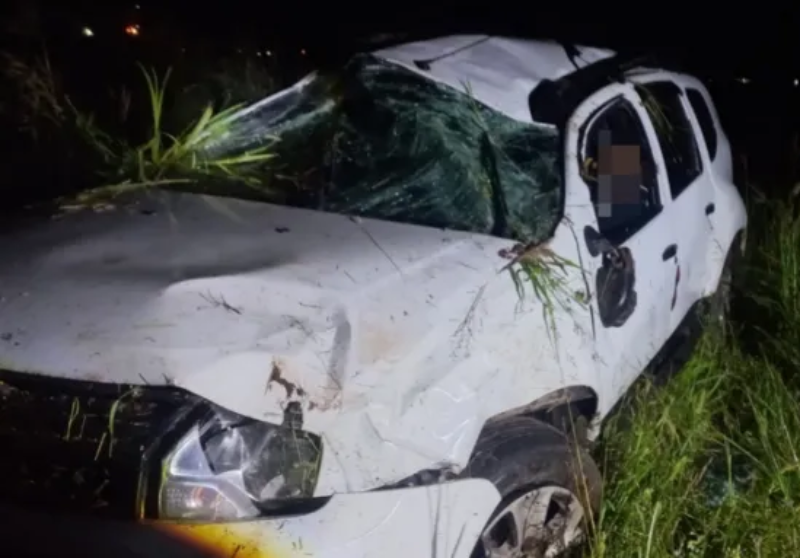 Un automóvil despistó y volcó en ruta 89 Un automóvil despistó y volcó en ruta 89