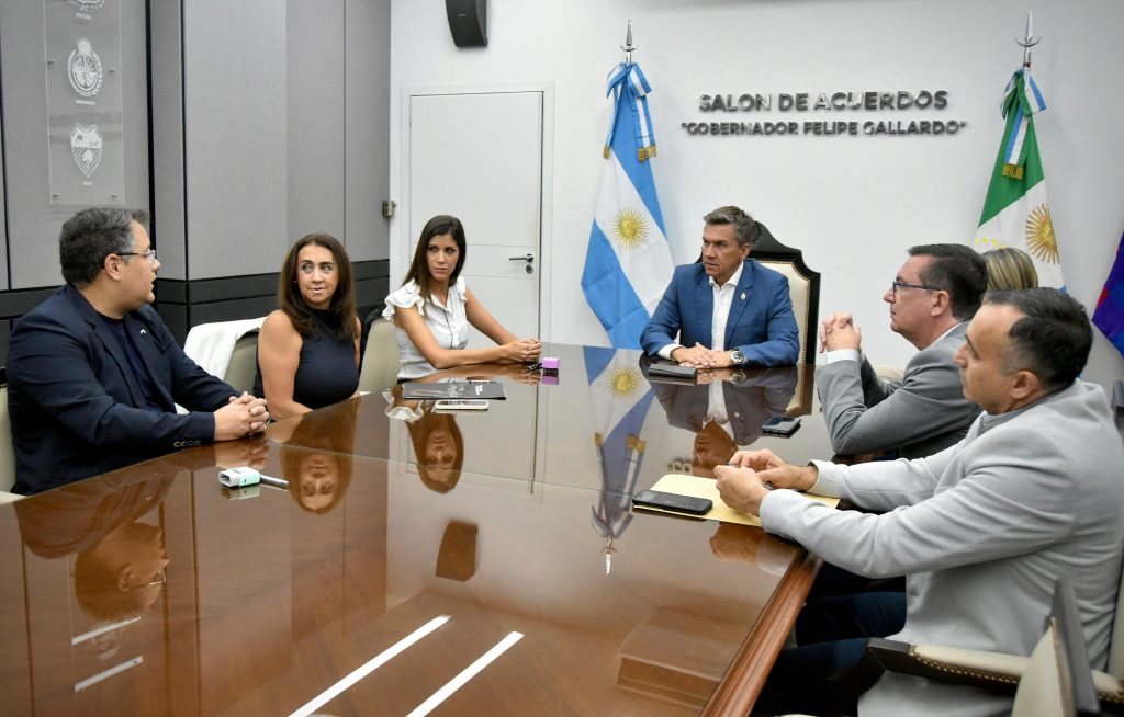 El gobierno provincial y la Universidad de la Cuenca del Plata firmaron un convenio de cooperación
