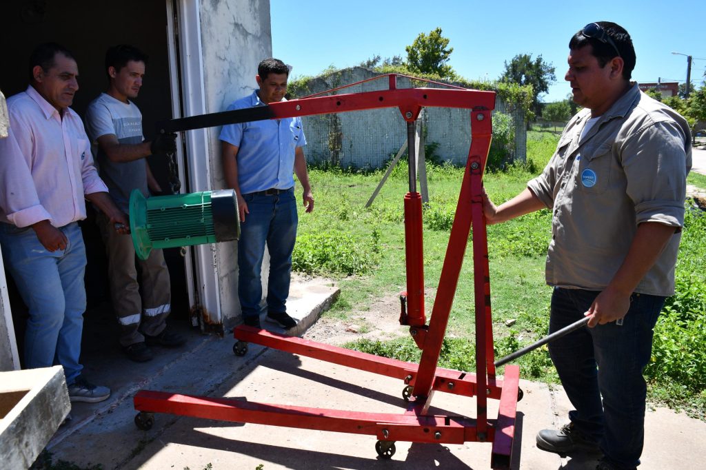 Sameep y el municipio restablecieron dos plantas claves de agua en Santa Sylvina Sameep y el municipio restablecieron dos plantas claves de agua en Santa Sylvina