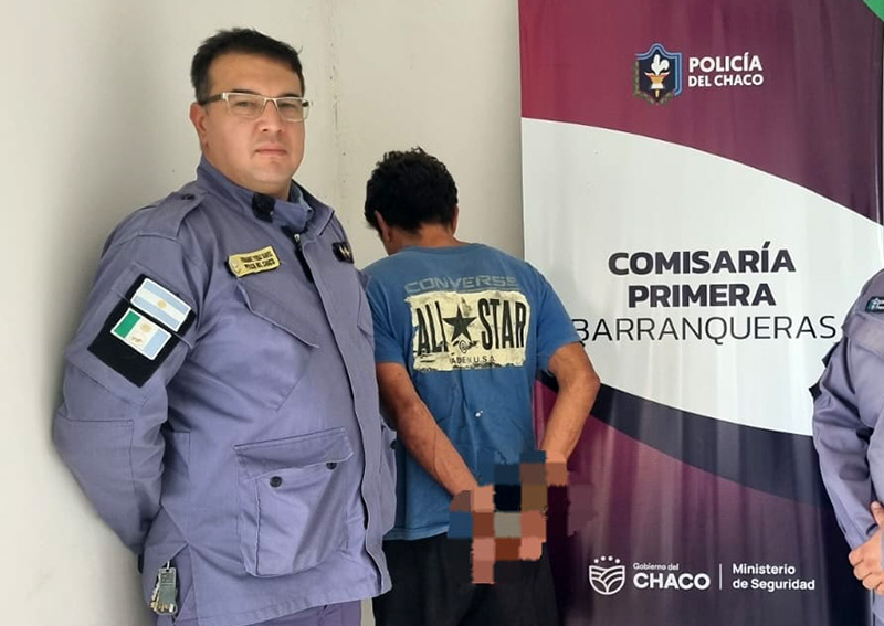 Lo detienen dentro de la ex Municipalidad de Barranqueras quemando papeles Lo detienen dentro de la ex Municipalidad de Barranqueras quemando papeles