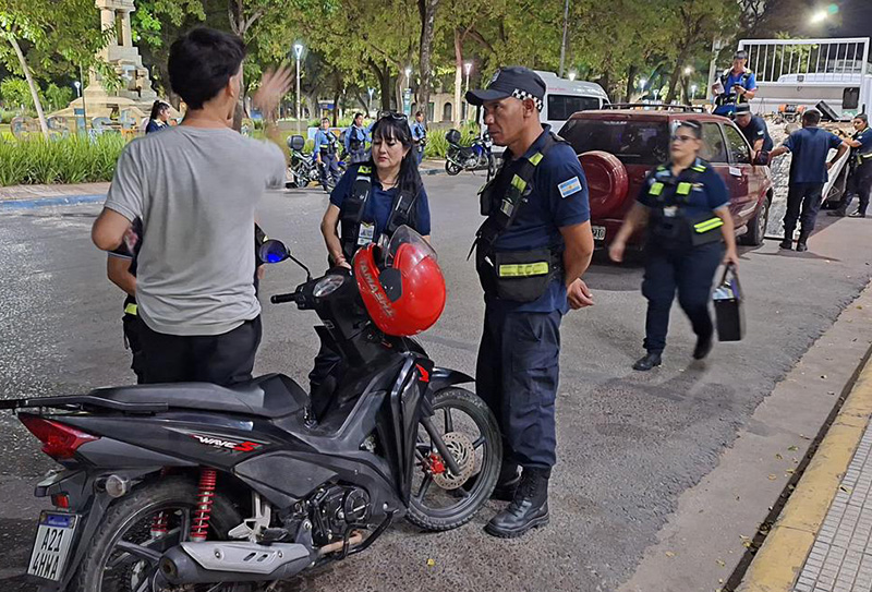 Luego de controles de alcoholemia unos 33 vehículos fueron remitidos al corralón en Resistencia Luego de controles de alcoholemia unos 33 vehículos fueron remitidos al corralón en Resistencia