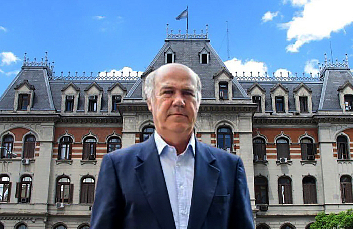 El insólito caso del funcionario libertario que duplicó su fortuna en solo 7 meses El insólito caso del funcionario libertario que duplicó su fortuna en solo 7 meses