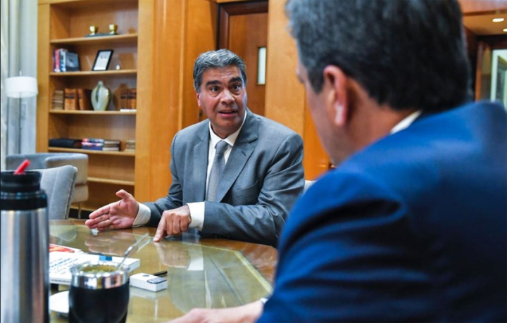 Capitanich ratificó a Massa pleno apoyo en las presidenciales Capitanich ratificó a Massa pleno apoyo en las presidenciales