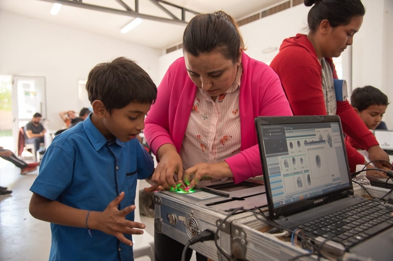 “Punto de Todos”: continúan operativos en distintos barrios de Resistencia “Punto de Todos”: continúan operativos en distintos barrios de Resistencia