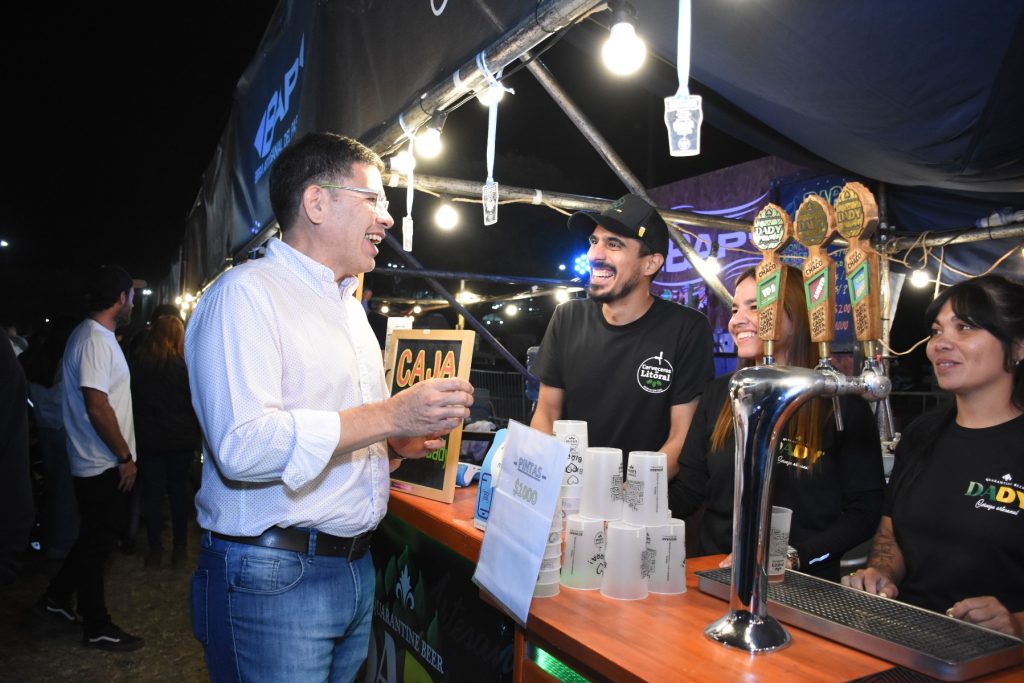 Con el apoyo de la municipalidad, se realizó la séptima edición de la fiesta de la Cerveza Artesanal