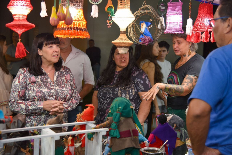 Cuesta: “El emprendedurismo es la fuente de trabajo de muchas familias y las vamos a acompañar” Cuesta: “El emprendedurismo es la fuente de trabajo de muchas familias y las vamos a acompañar”