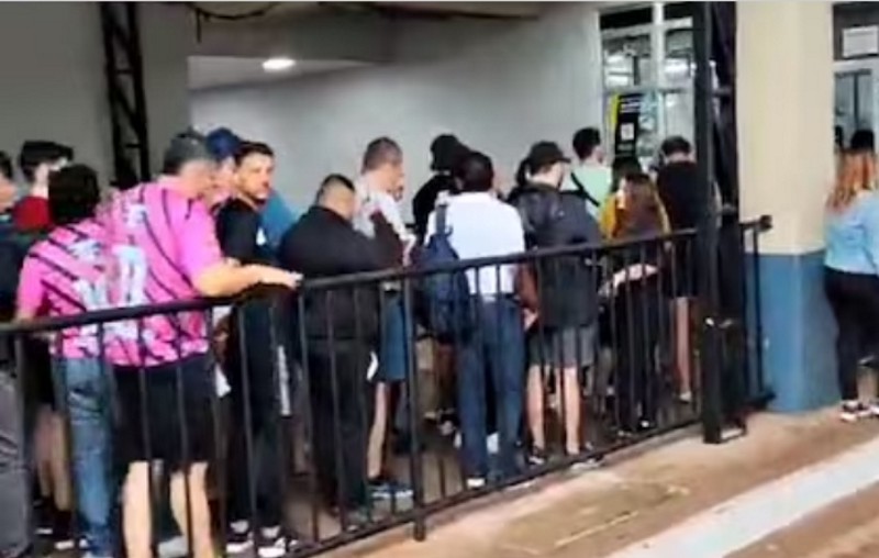 Quejas y demoras de hasta tres horas: el inédito trámite que aplicó el gobierno de Brasil en un cruce clave Quejas y demoras de hasta tres horas: el inédito trámite que aplicó el gobierno de Brasil en un cruce clave