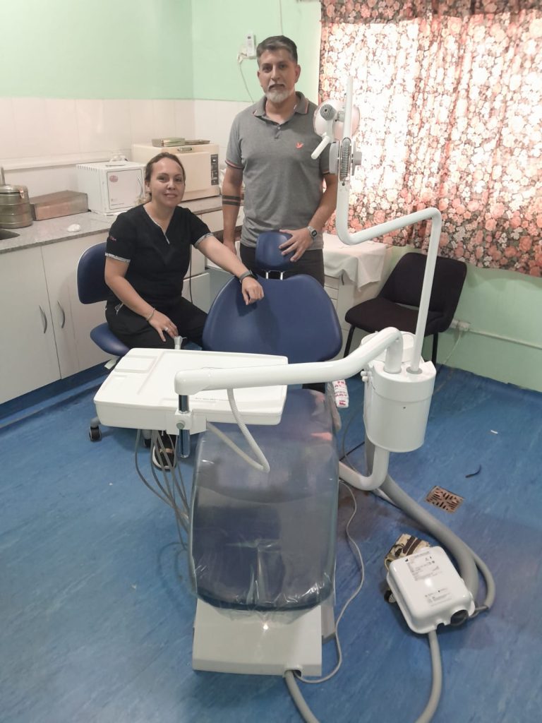 Salud Pública entregó equipamiento odontológico a los hospitales de Coronel Du Graty y Santa Sylvina
