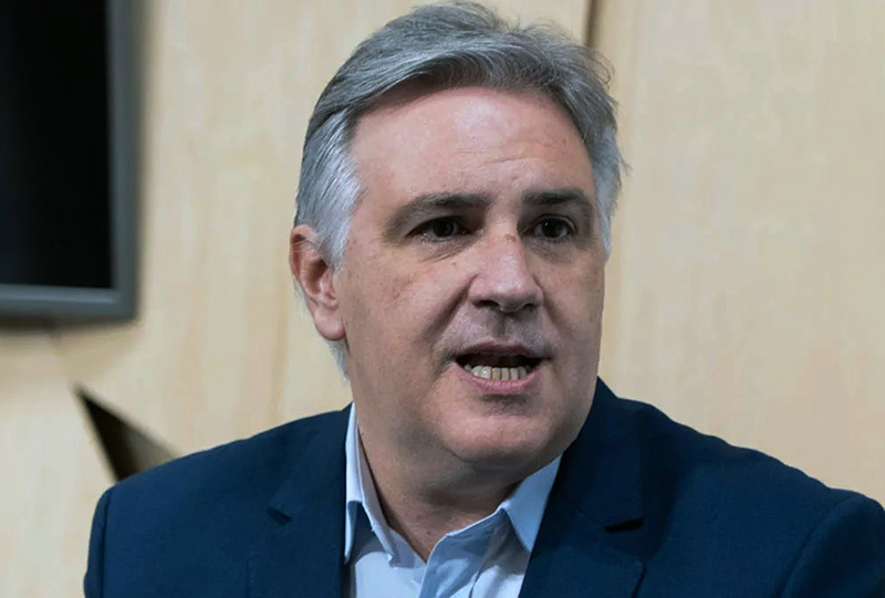 Jubilaciones: Llaryora avisa que está cerca del “precipicio” por la suspensión de fondos nacionales Jubilaciones: Llaryora avisa que está cerca del “precipicio” por la suspensión de fondos nacionales