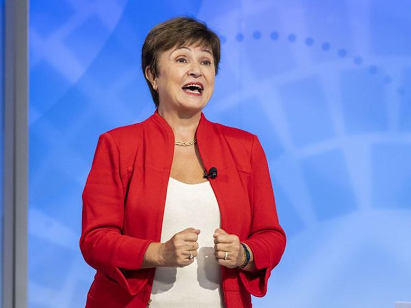 El FMI reveló que el Gobierno realizó intervenciones por US$ 3.000 millones en el dólar futuro El FMI reveló que el Gobierno realizó intervenciones por US$ 3.000 millones en el dólar futuro