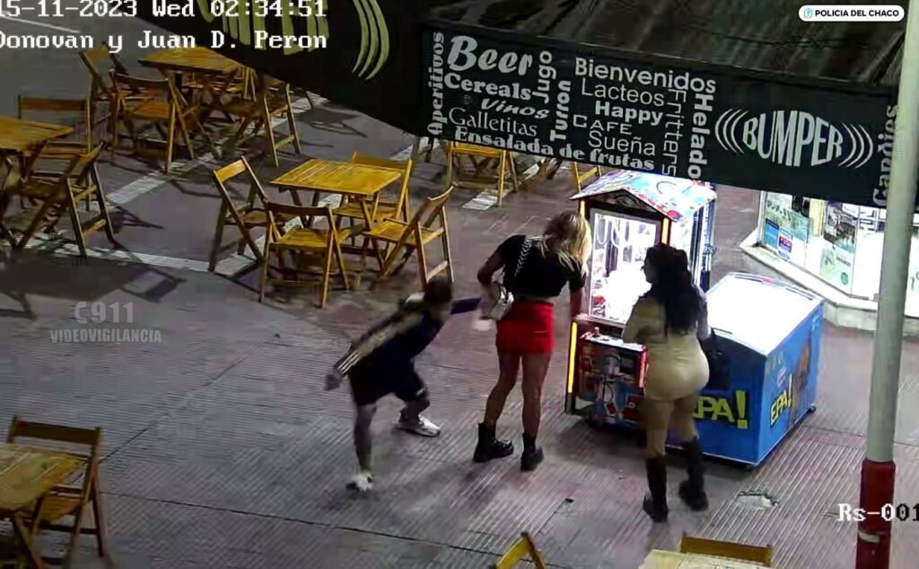 Arrebato en pleno centro de Resistencia terminó con dos detenidos