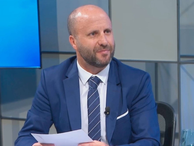 Borinsky, que tiene voto clave en la causa de Cristina Kirchner, dice que está “trabajando” y defendió la ampliación de la Corte Suprema Borinsky, que tiene voto clave en la causa de Cristina Kirchner, dice que está “trabajando” y defendió la ampliación de la Corte Suprema