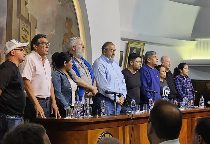 La UTEP presentó en la CGT a sus nuevas autoridades con una foto de unidad La UTEP presentó en la CGT a sus nuevas autoridades con una foto de unidad