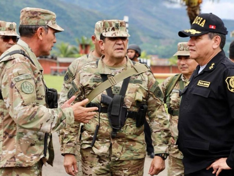 El Gobierno peruano extendió otros dos meses el estado de excepción El Gobierno peruano extendió otros dos meses el estado de excepción