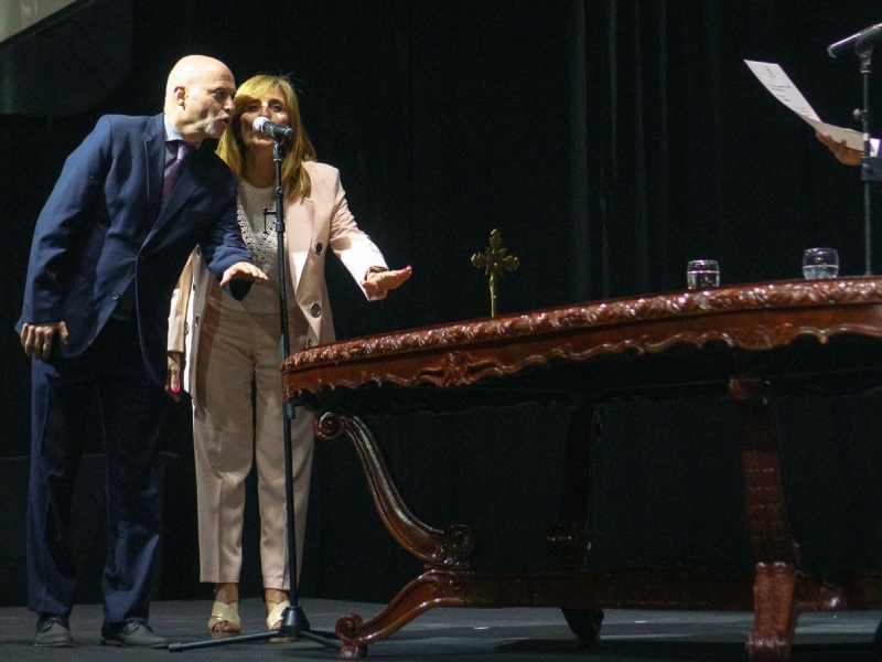 Delfina Veiravé asumió como presidenta del Instituto Chaqueño de Ciencia Delfina Veiravé asumió como presidenta del Instituto Chaqueño de Ciencia