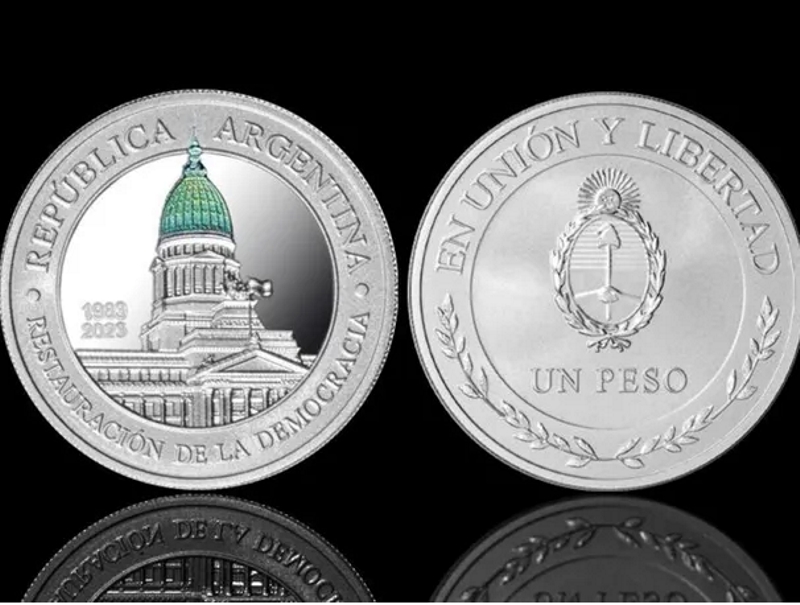 Emiten una moneda conmemorativa por 40° aniversario de la Restauración de la Democracia Emiten una moneda conmemorativa por 40° aniversario de la Restauración de la Democracia
