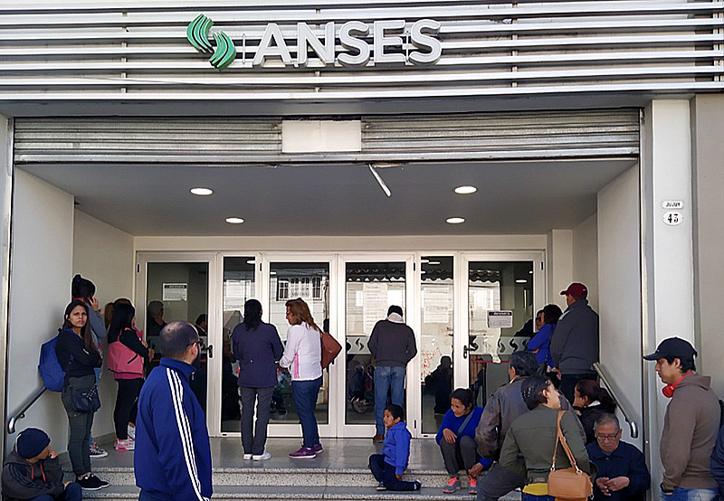 Anses: trabajadores denunciaron más despidos y el cierre de oficinas por falta de personal Anses: trabajadores denunciaron más despidos y el cierre de oficinas por falta de personal